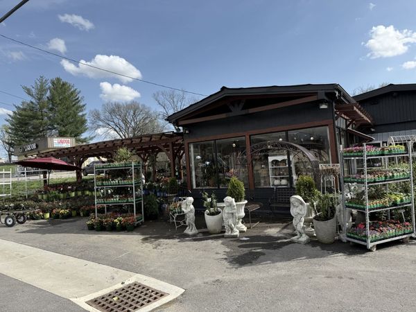 113 McMurry Blvd W, Hartsville, TN 37074