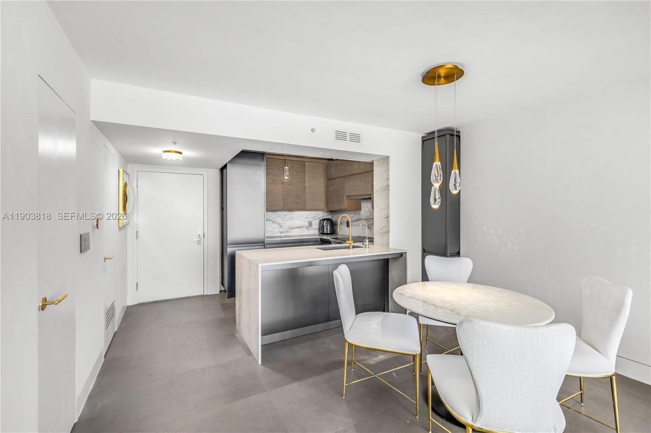 1800 Sunset Harbour Dr, Unit 2105, Miami Beach, FL 33139 Photo