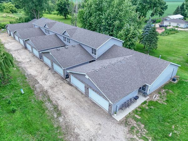 340 N Wooster Street, Capron, IL 61012