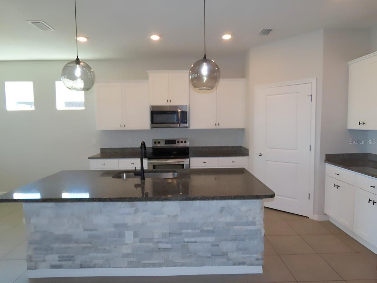 4024 Mossy Limb Court, Palmetto, FL 34221 Photo