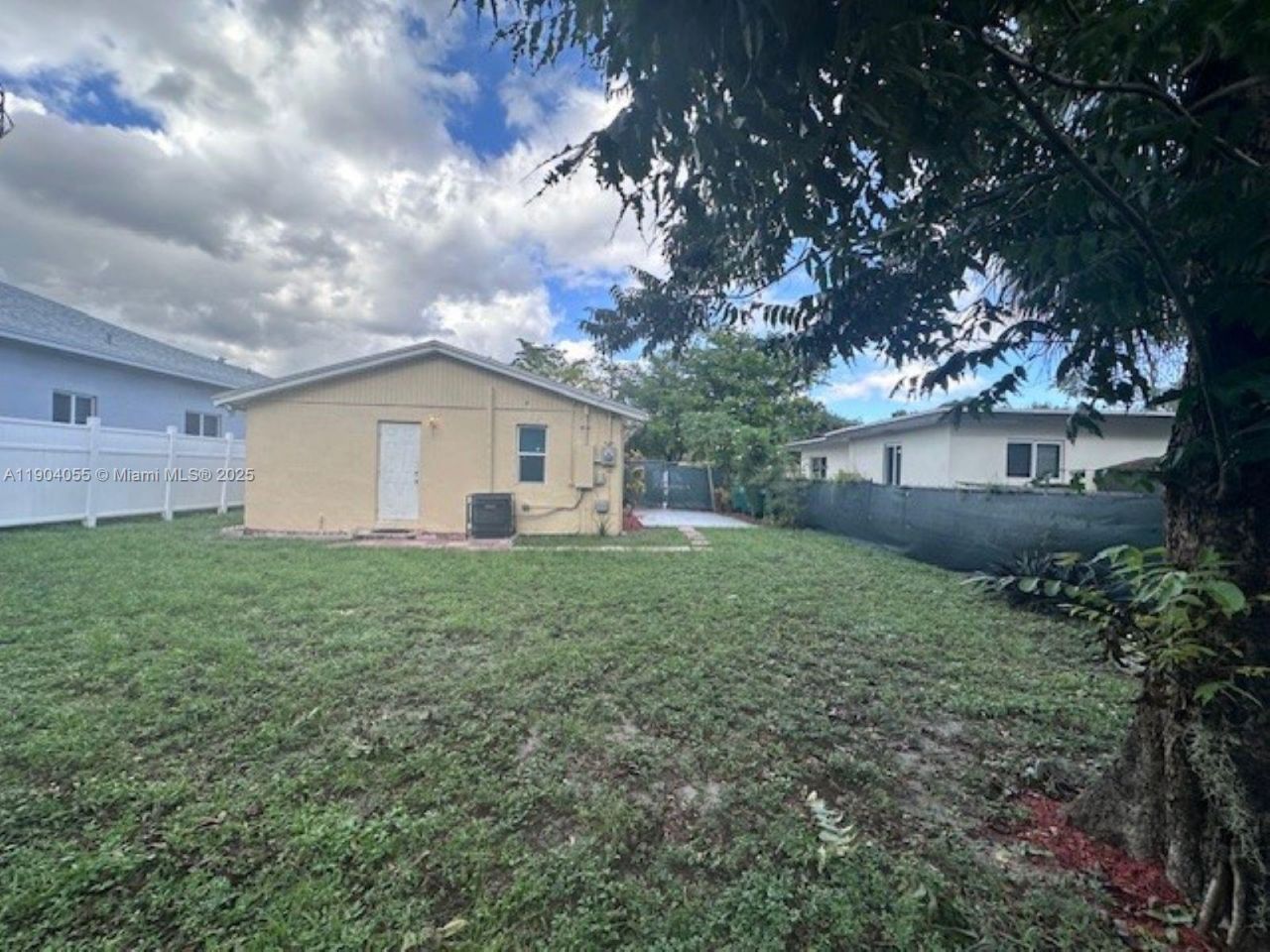 2898 NW 6th Ct, Fort Lauderdale, FL 33311 Photo