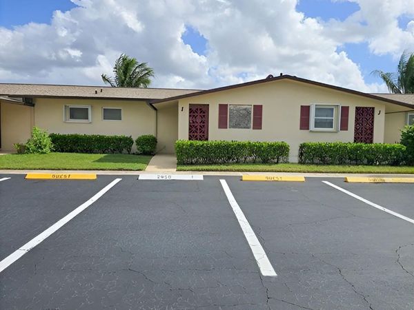 2950 E Crosley Drive, Unit I, West Palm Beach, FL 33415