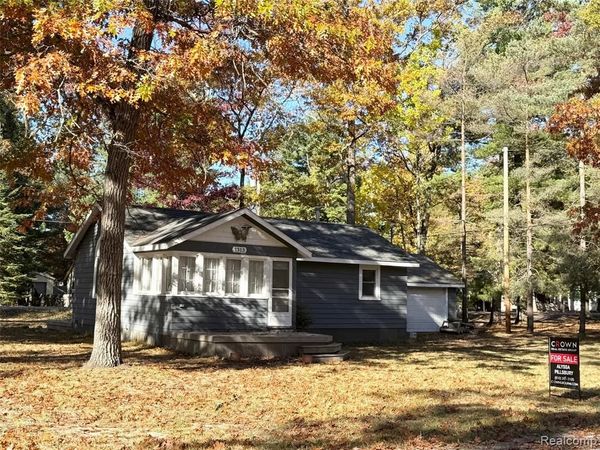 1313 N Maple Street, Grant Twp, MI 48748