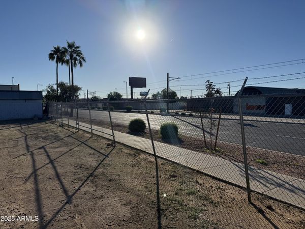 1842 E WASHINGTON Street, Unit 22, Phoenix, AZ 85034