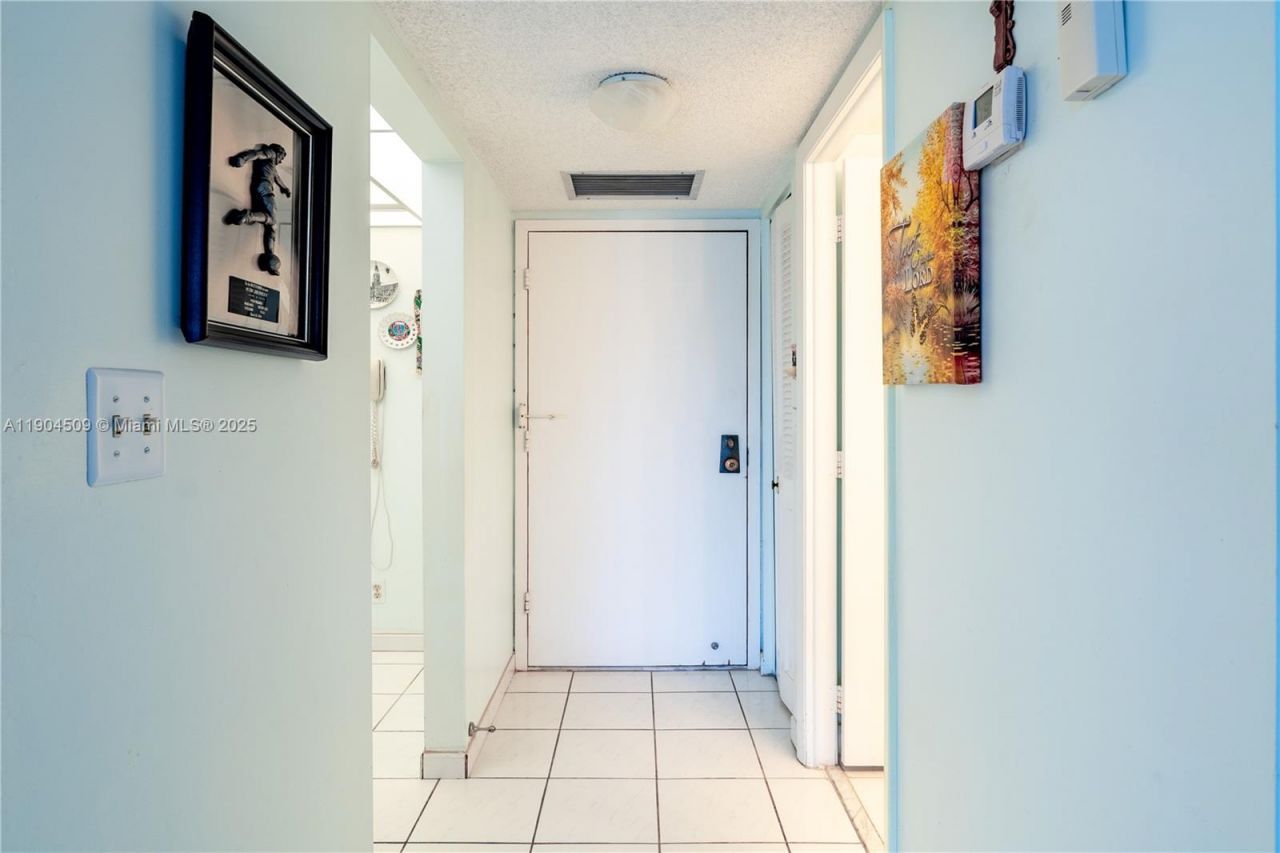 3800 S Ocean Dr, Unit 508, Hollywood, FL 33019 Photo