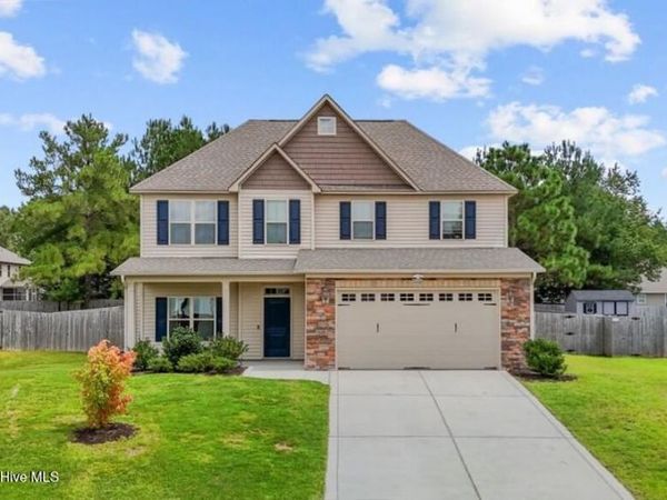 1142 Yellowwood Drive, Aberdeen, NC 28315