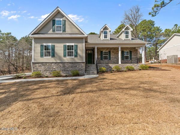 180 Longleaf Drive, Seven Lakes, NC 27376