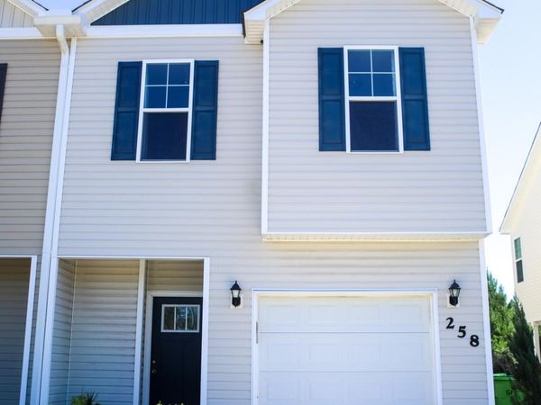 258 Currituck Drive, Holly Ridge, NC 28445