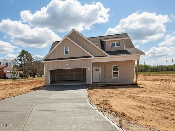 87 Sundrops Trail, Dunn, NC 28334