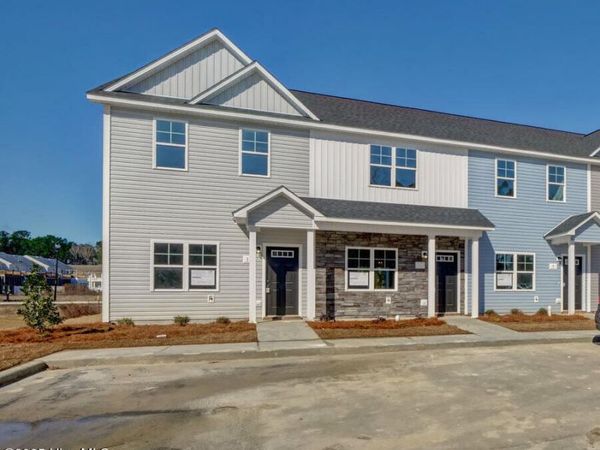 725 Cross Bridge Way, Unit Lot 18, Sneads Ferry, NC 28460