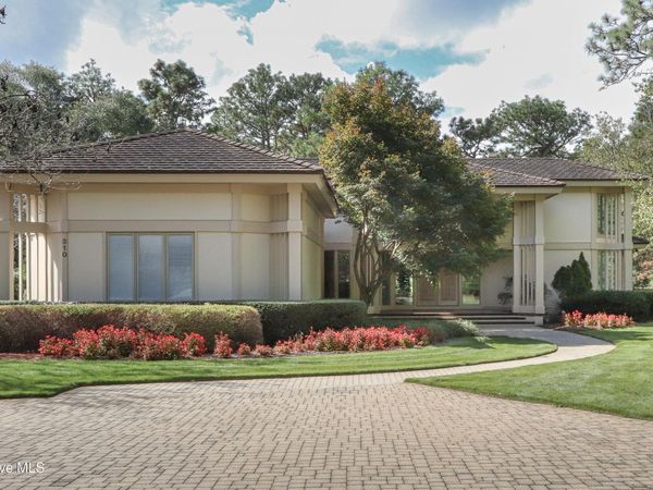 310 Inverrary Road, Pinehurst, NC 28374