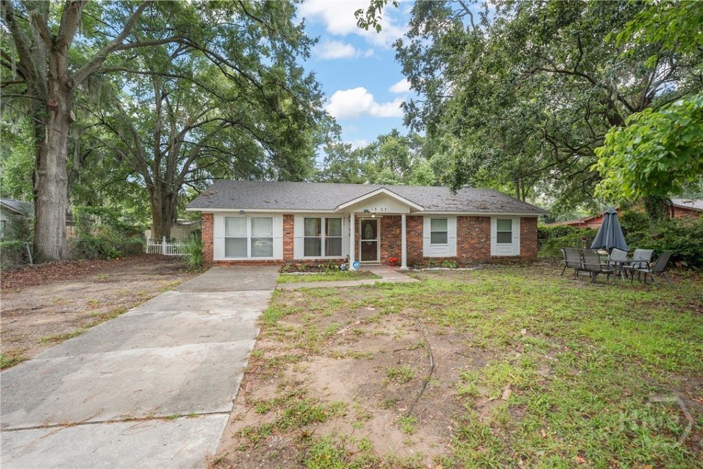 1507 Ivy Lane, Beaufort, SC 29902 Main Photo