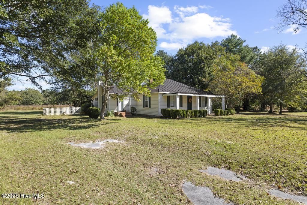 161 Church Road, Pink Hill, NC 28572 Main Photo