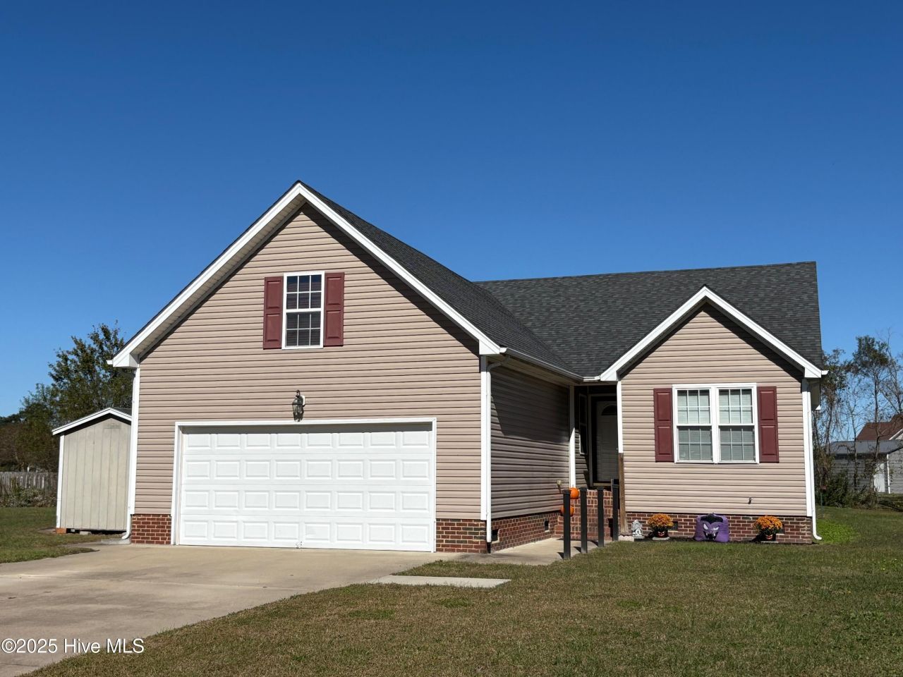 103 W Heron Court, Elizabeth Cty, NC 27909 Main Photo
