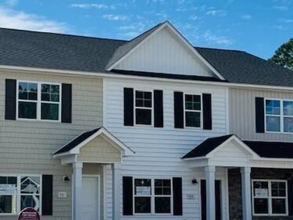 727 Cross Bridge Way, Sneads Ferry, NC 28460