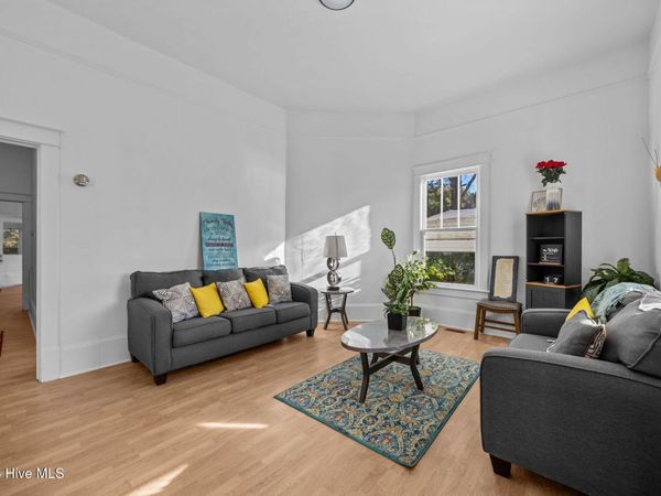 306 W 2nd Street, Robersonville, NC 27871
