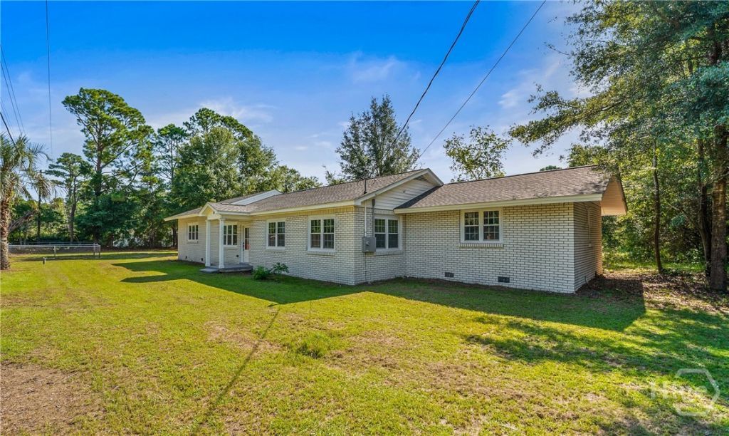 160 Bruce K Smalls Drive Photo 10