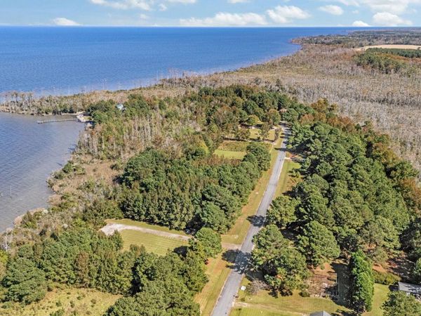 348 Country Estate Road, Columbia, NC 27925