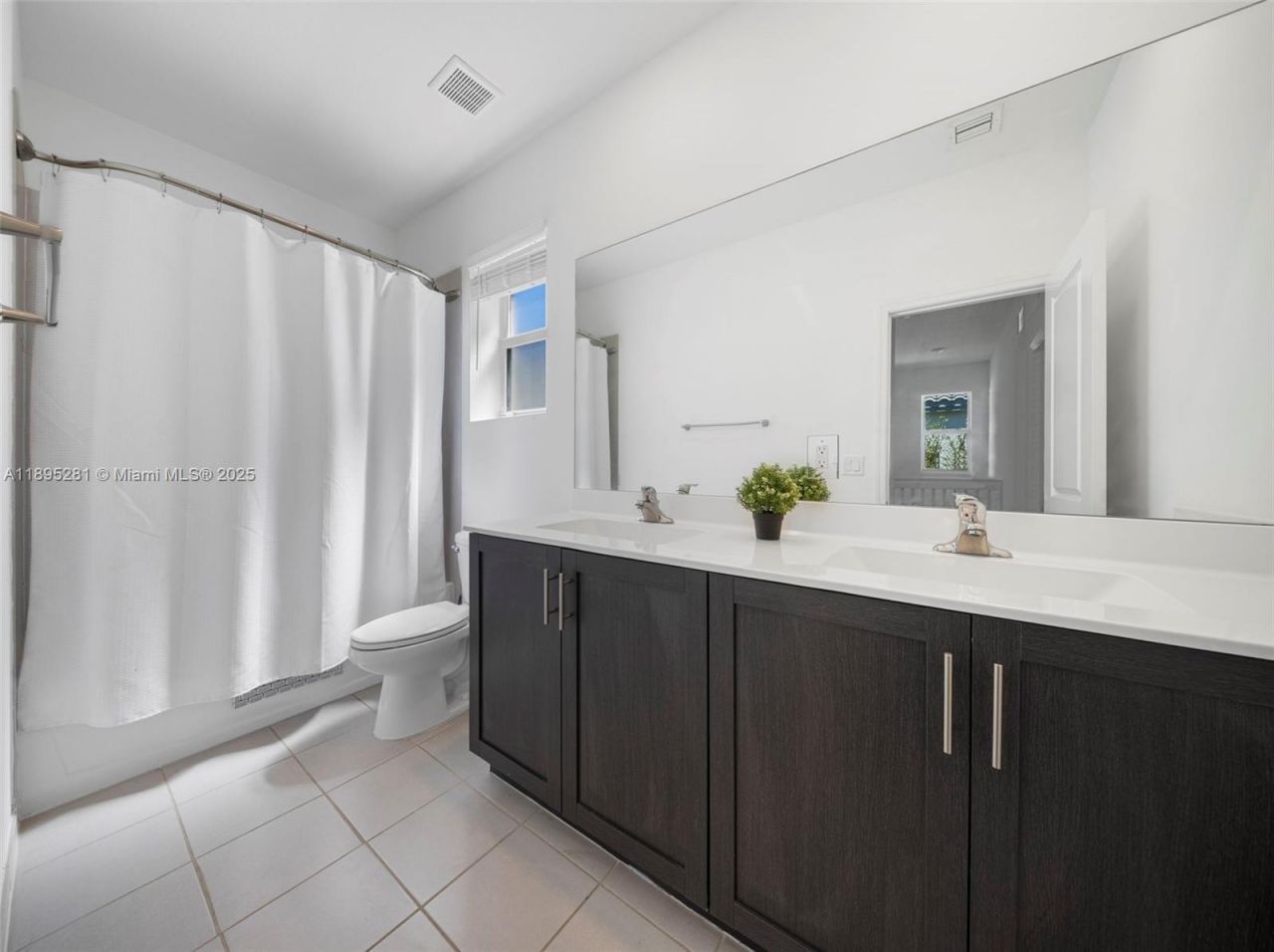 1411 SE 26th Rd, Homestead, FL 33035 Photo