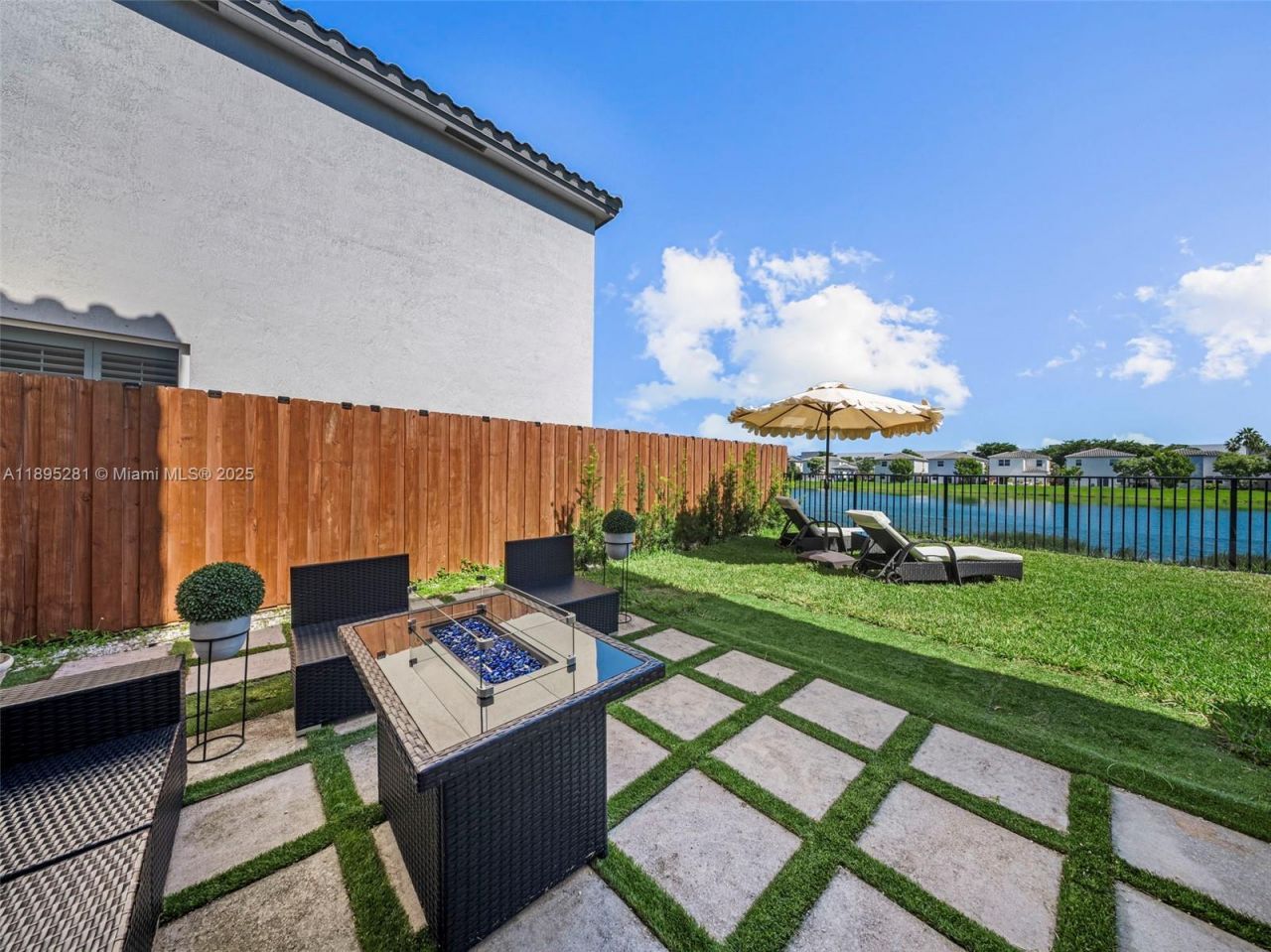 1411 SE 26th Rd, Homestead, FL 33035 Photo