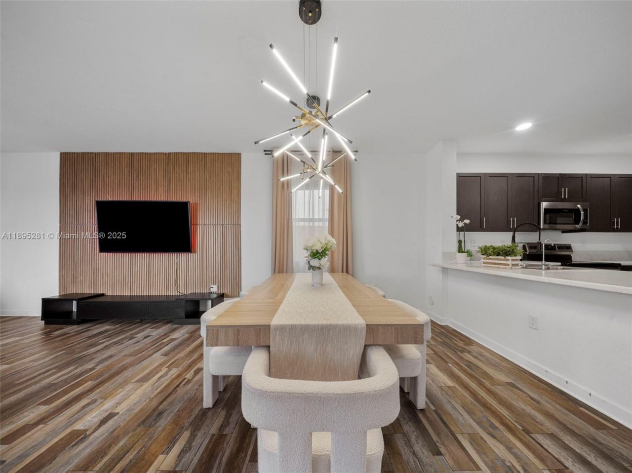 1411 SE 26th Rd, Homestead, FL 33035 Photo