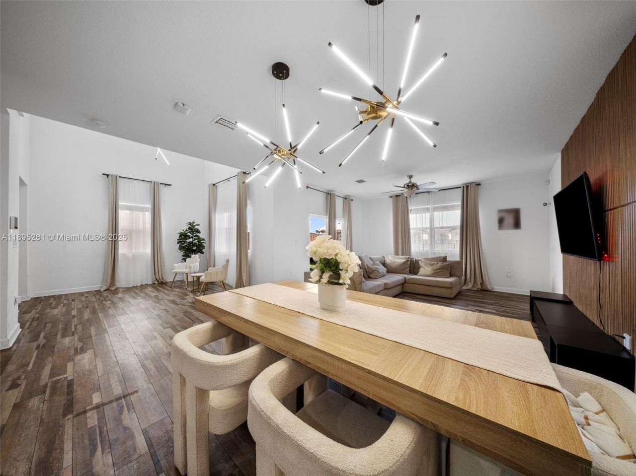 1411 SE 26th Rd, Homestead, FL 33035 Photo