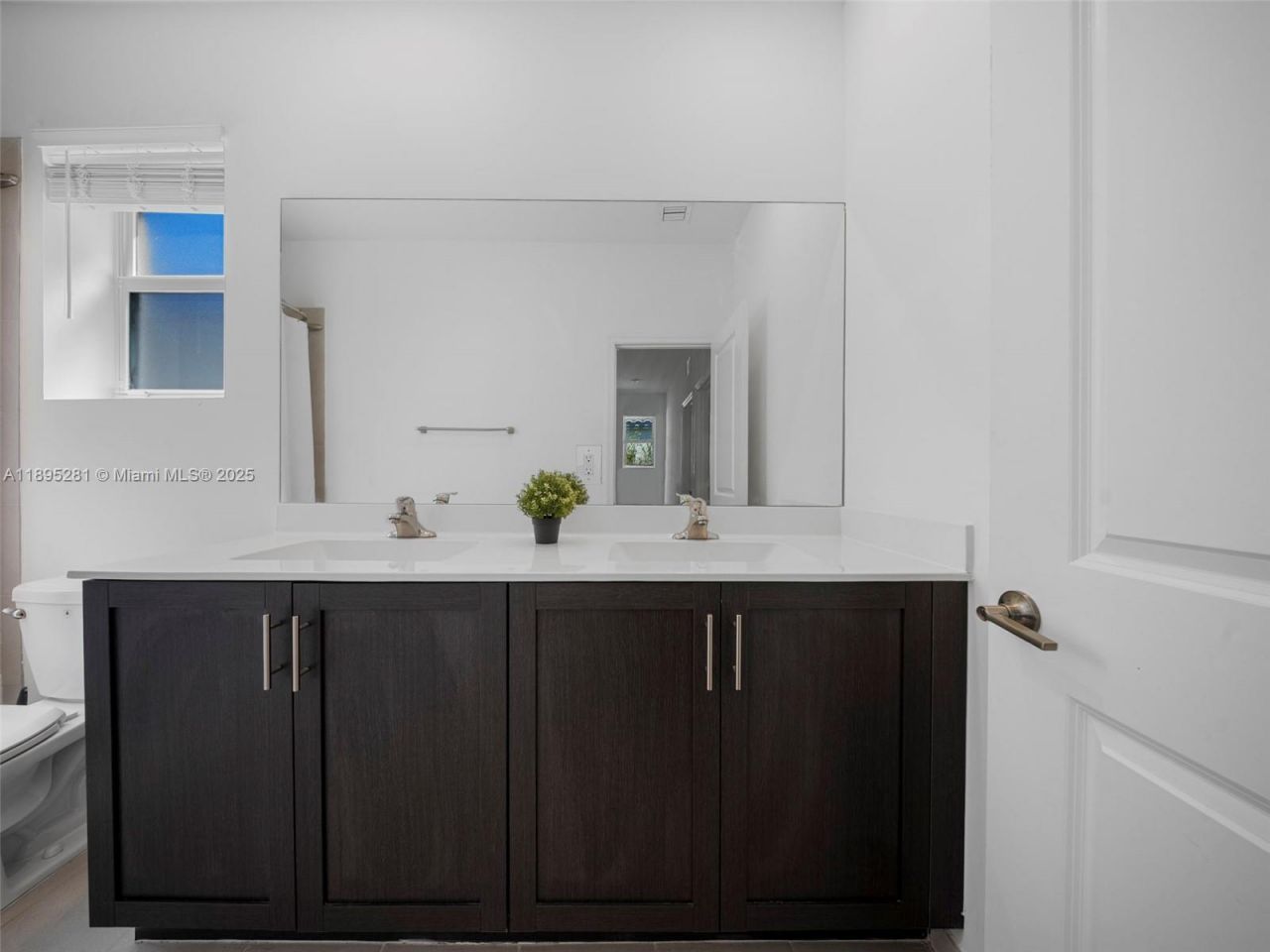 1411 SE 26th Rd, Homestead, FL 33035 Photo