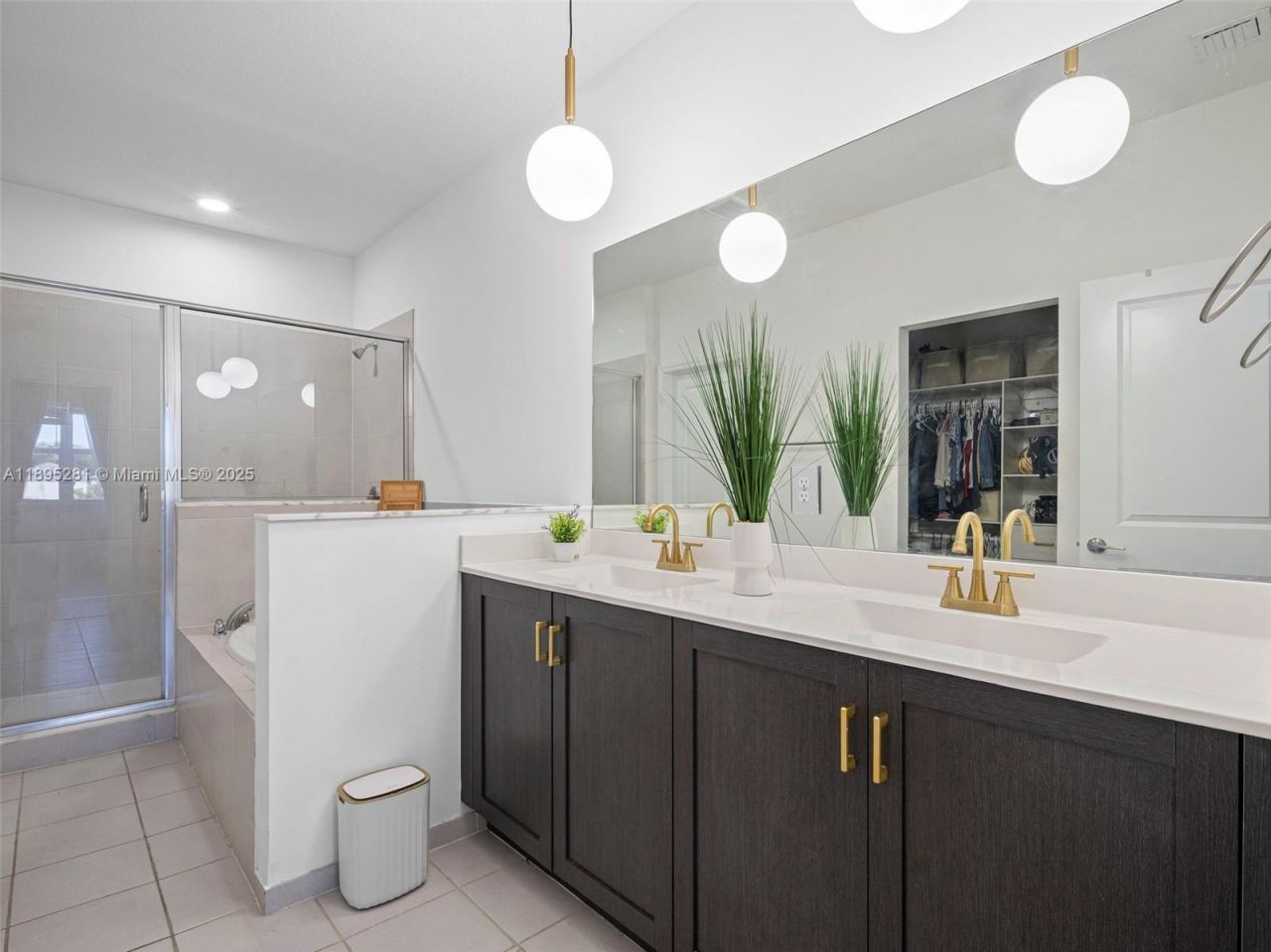 1411 SE 26th Rd, Homestead, FL 33035 Photo