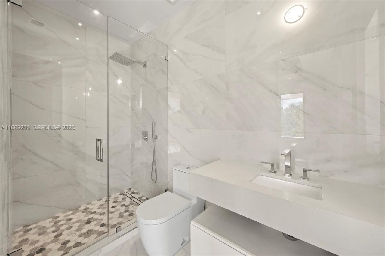 4430 Nautilus Dr, Miami Beach, FL 33140 Photo