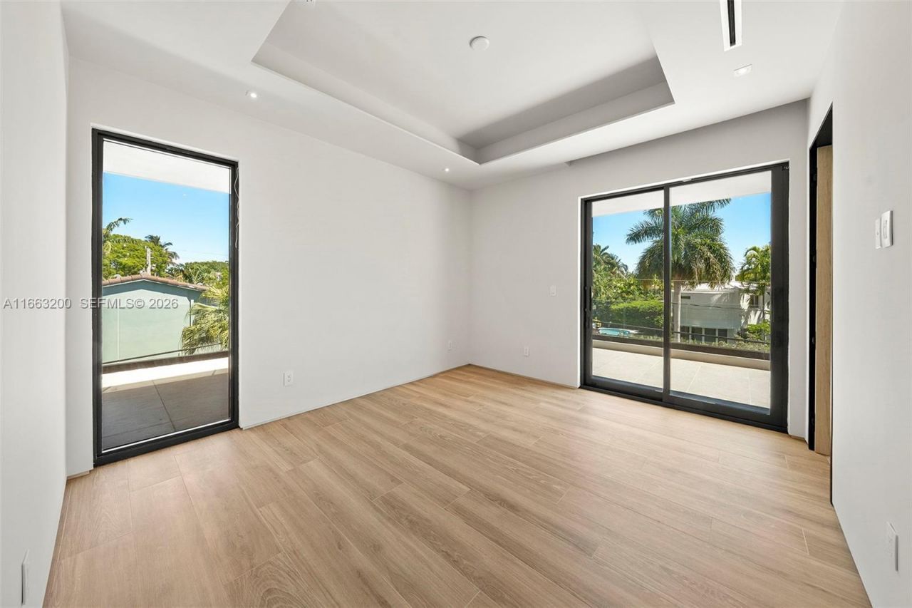 4430 Nautilus Dr, Miami Beach, FL 33140 Photo