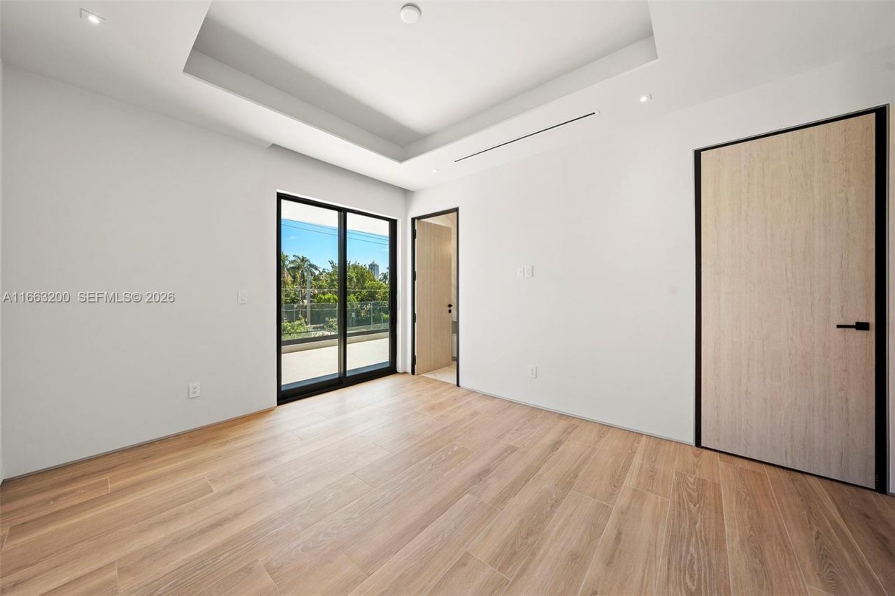 4430 Nautilus Dr, Miami Beach, FL 33140 Photo
