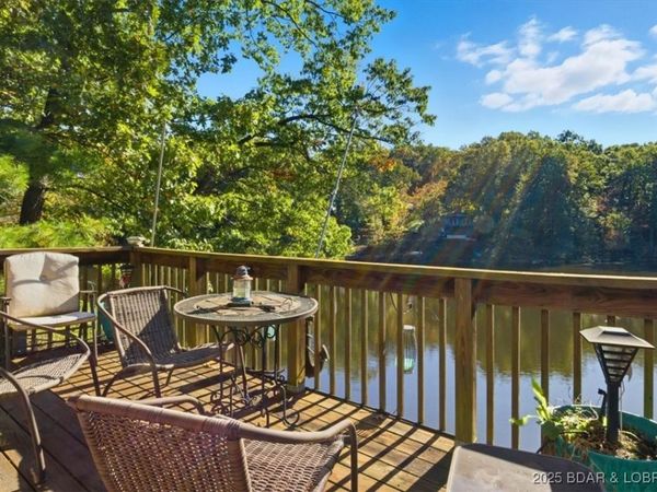 3584 Walnut Hills Road, Stover, MO 65078