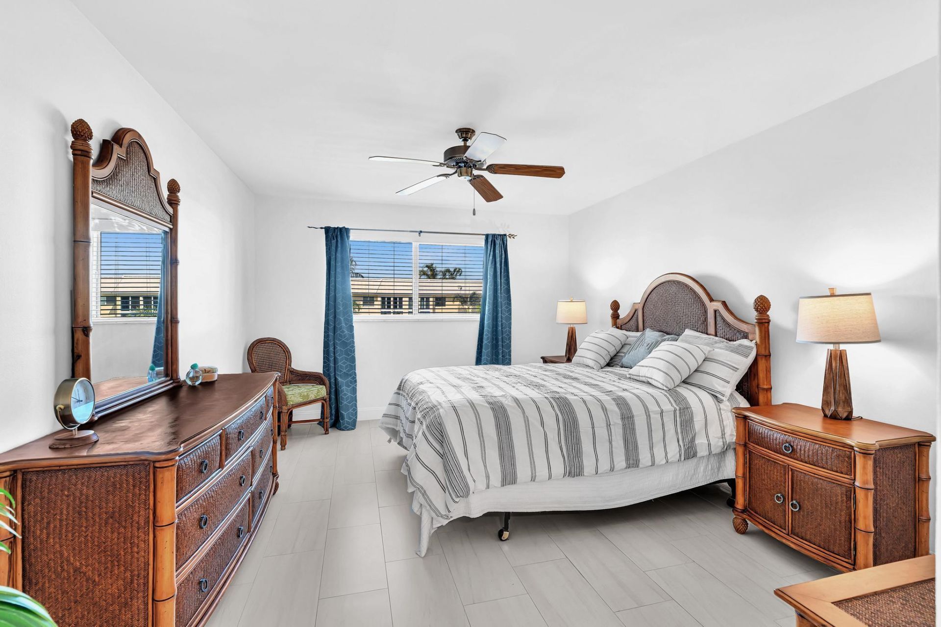 3 Colonial Club Drive, Unit 300, Boynton Beach, FL 33435 Photo