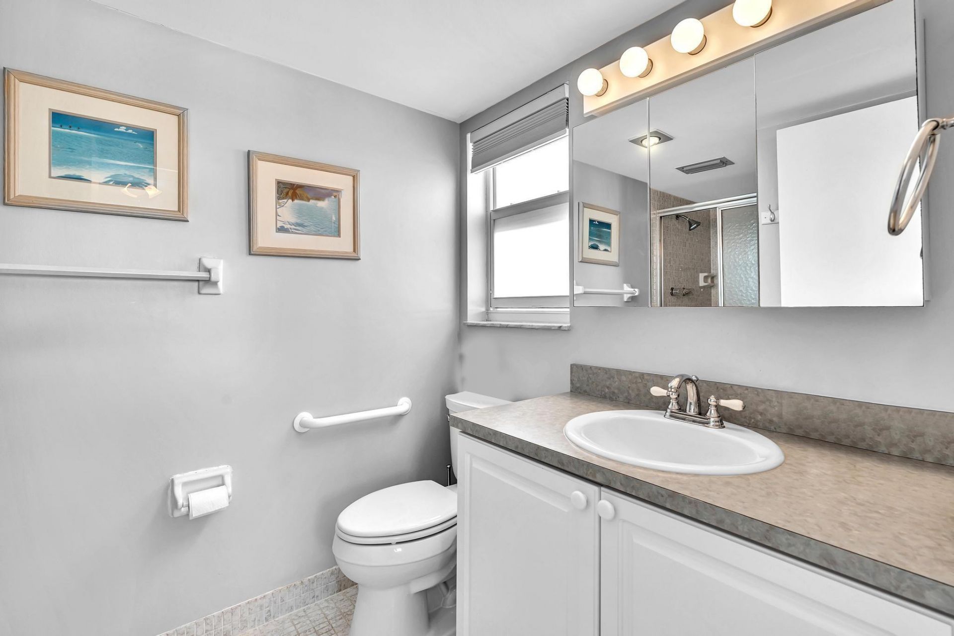 3 Colonial Club Drive, Unit 300, Boynton Beach, FL 33435 Photo