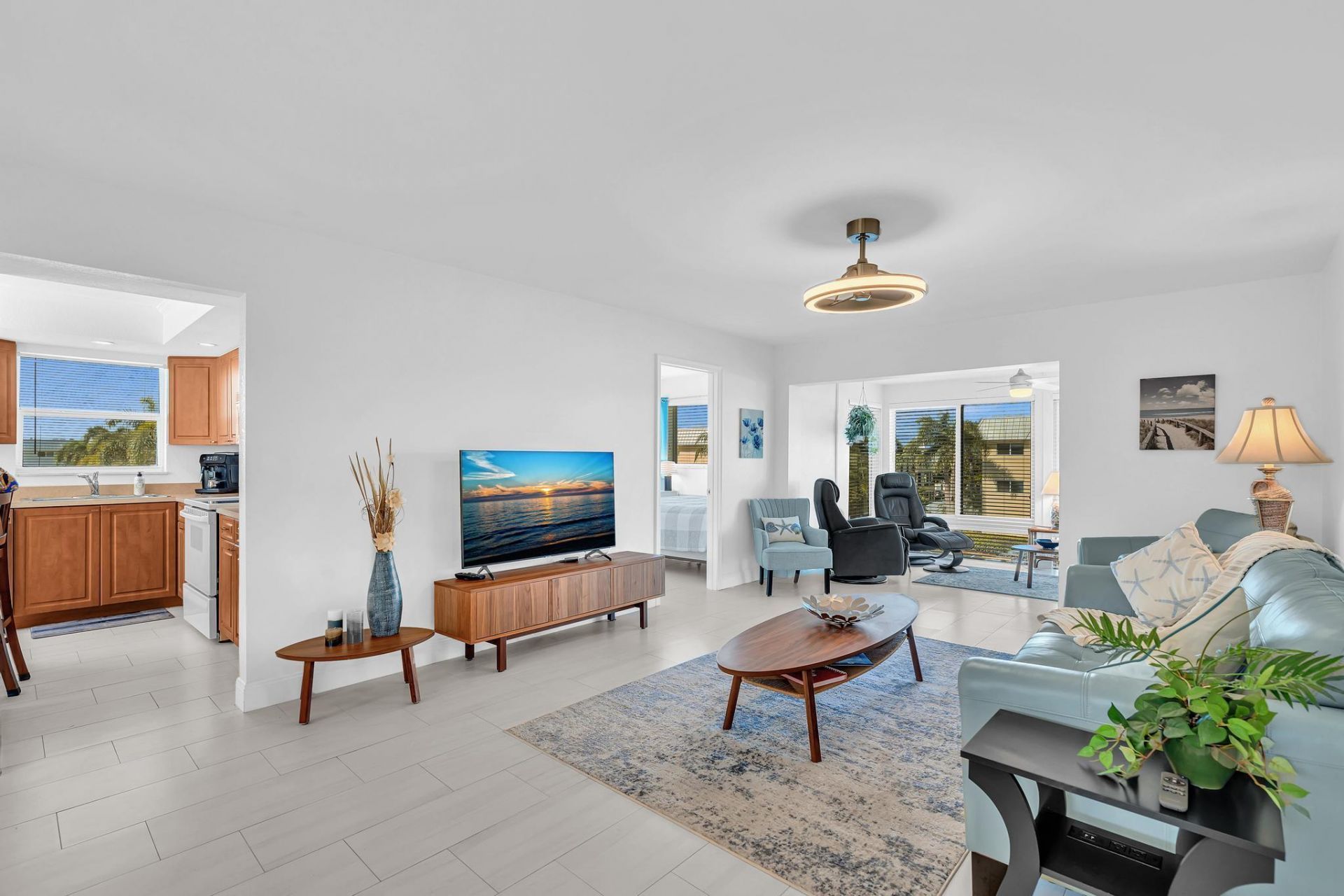 3 Colonial Club Drive, Unit 300, Boynton Beach, FL 33435 Photo