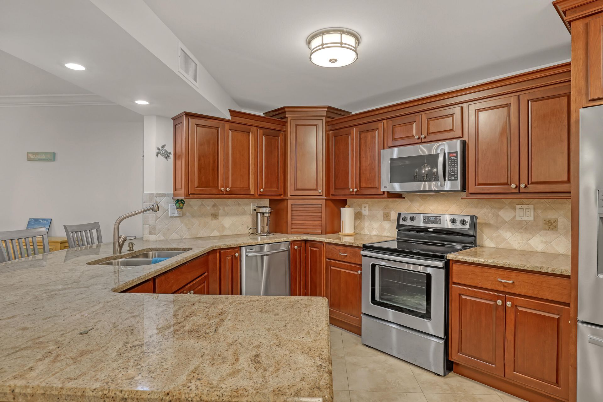 9550 S Ocean Drive, Unit 103, Jensen Beach, FL 34957 Photo