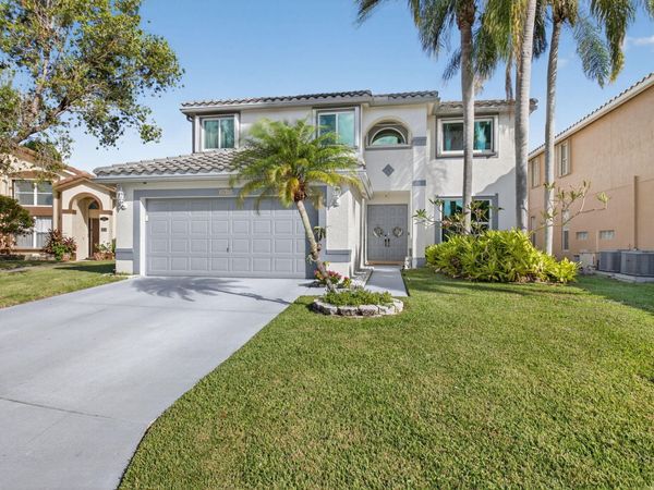 3943 Westchester Way, Boynton Beach, FL 33436