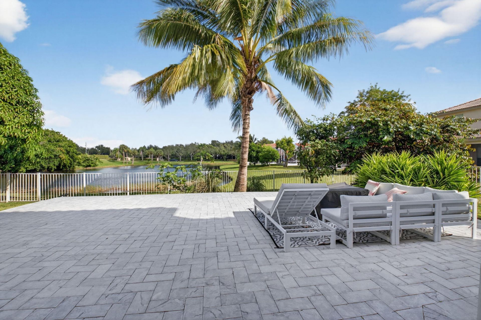 3943 Westchester Way, Boynton Beach, FL 33436 Photo