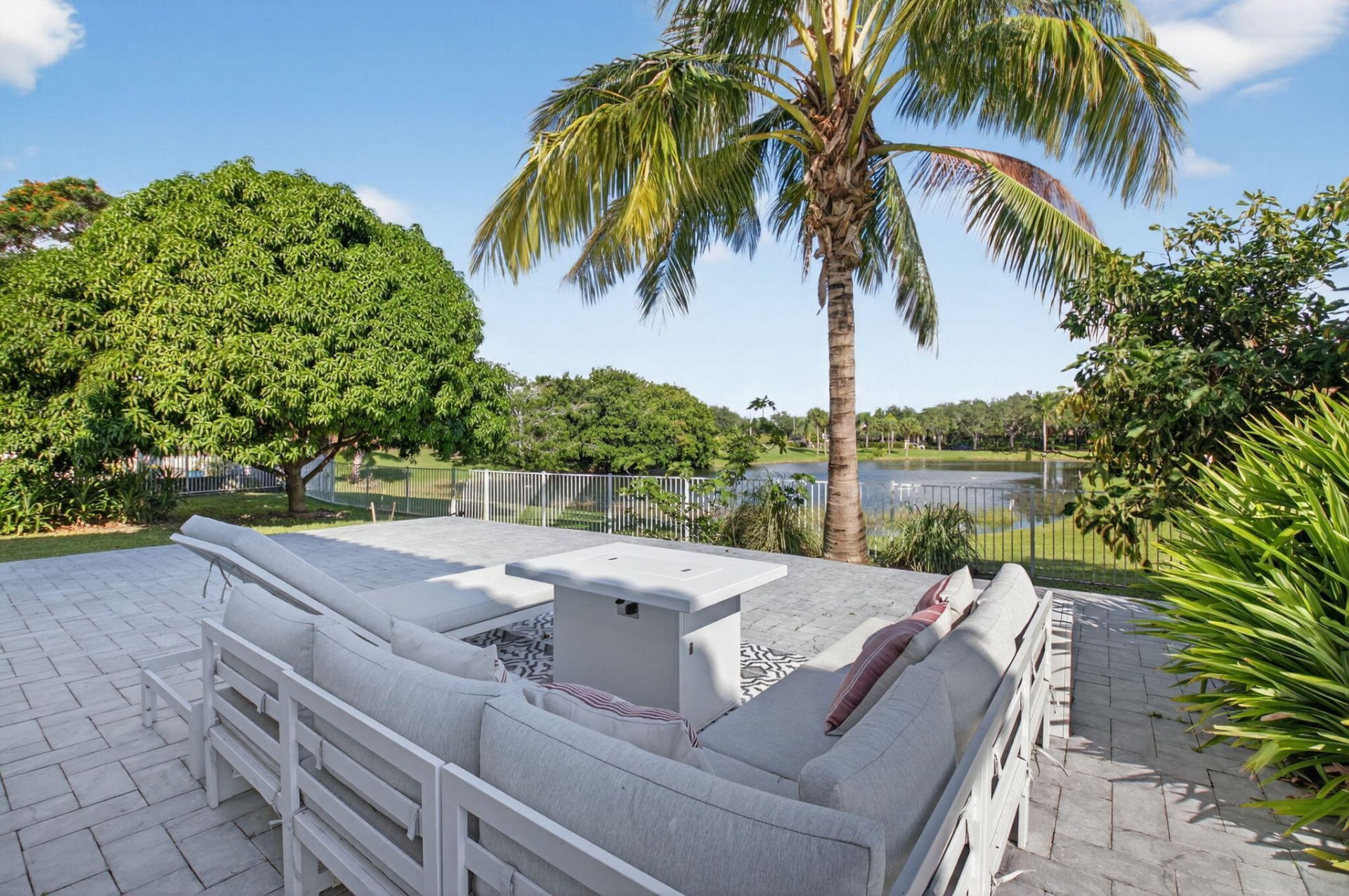 3943 Westchester Way, Boynton Beach, FL 33436 Photo