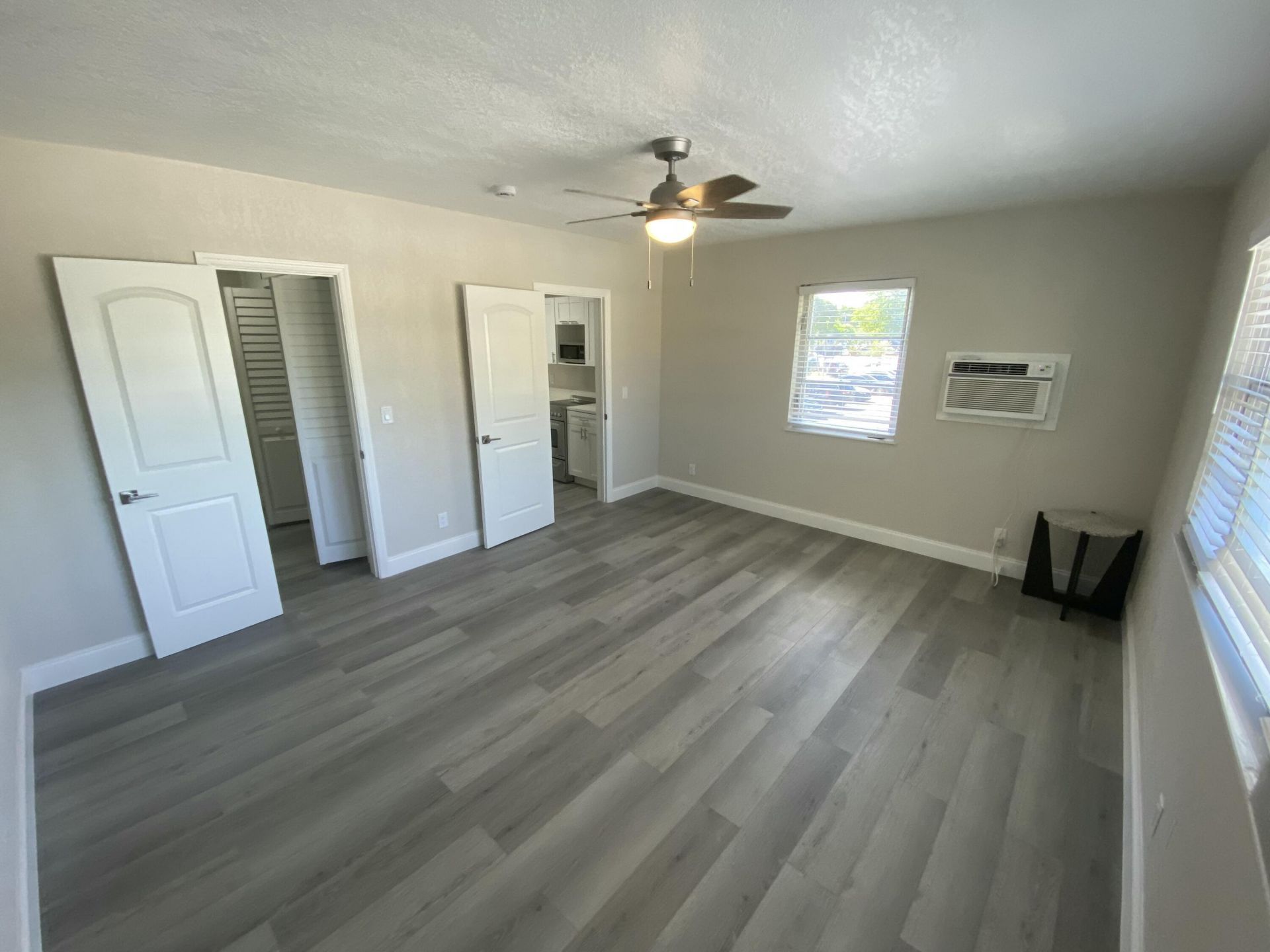 115 Lucerne Avenue, Unit 4, Lake Worth Beach, FL 33460 Photo