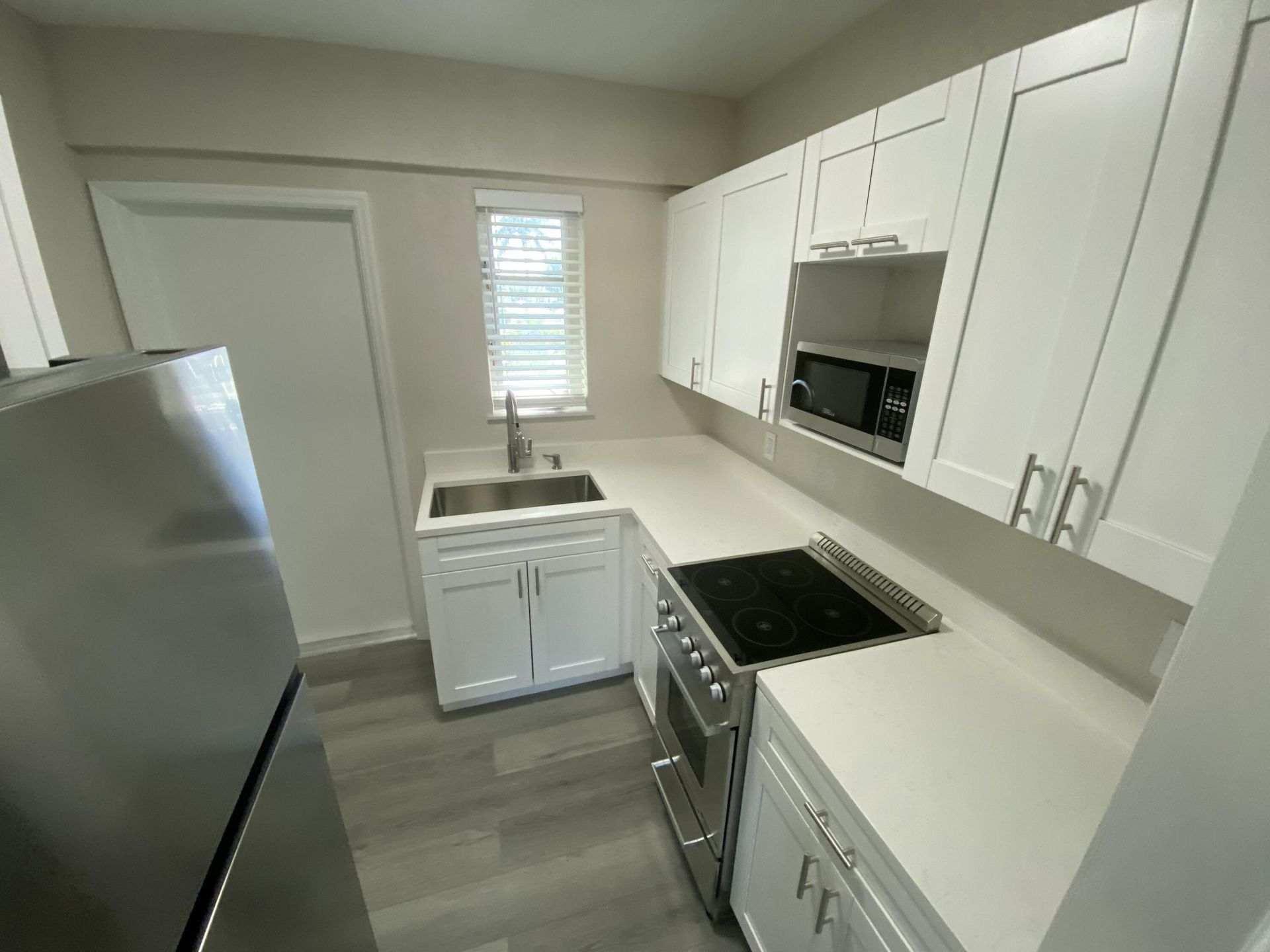 115 Lucerne Avenue, Unit 4, Lake Worth Beach, FL 33460 Photo