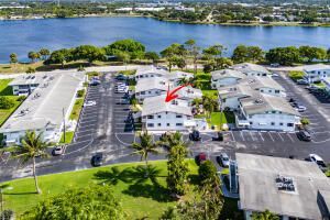 2020 Lake Osborne Drive, Unit 10, Lake Worth, FL 33461 Photo