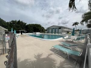 2020 Lake Osborne Drive, Unit 10, Lake Worth, FL 33461 Photo