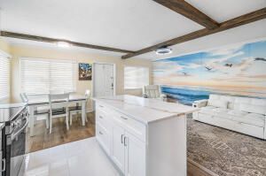 2020 Lake Osborne Drive, Unit 10, Lake Worth, FL 33461 Photo