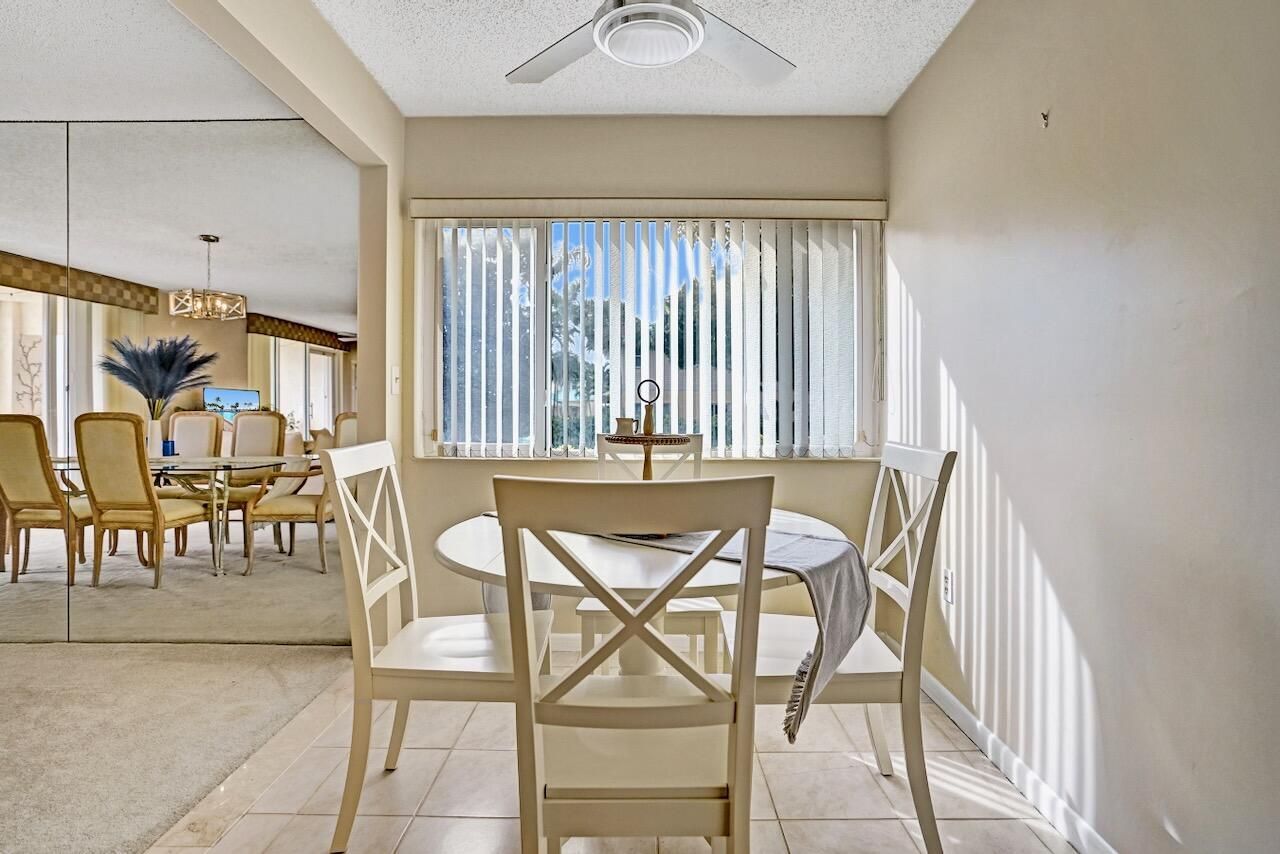 107 Half Moon Circle, Unit H1, Hypoluxo, FL 33462 Photo