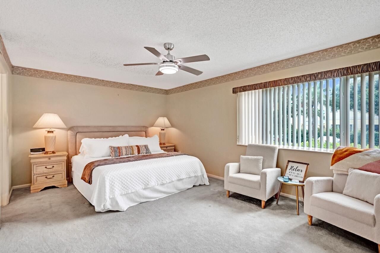 107 Half Moon Circle, Unit H1, Hypoluxo, FL 33462 Photo