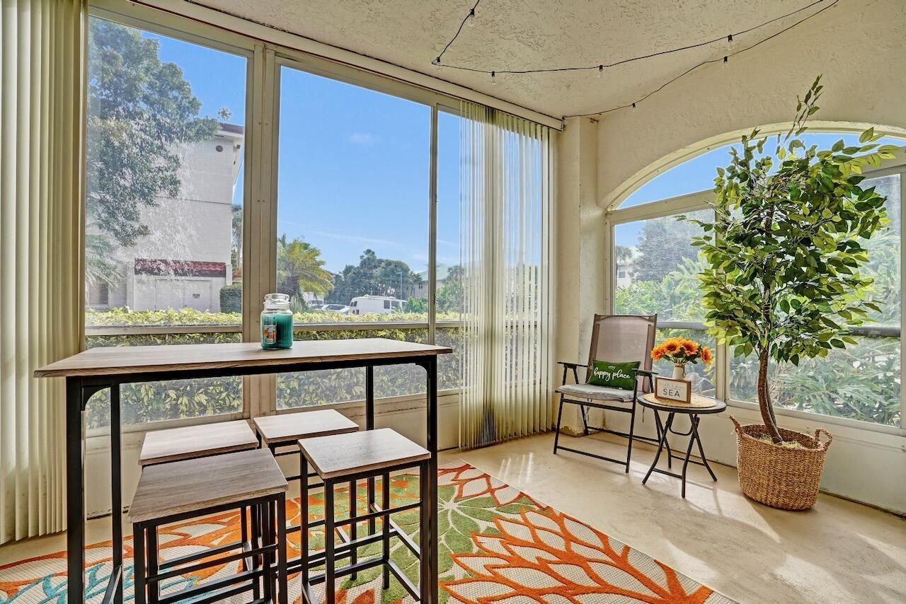 107 Half Moon Circle, Unit H1, Hypoluxo, FL 33462 Photo