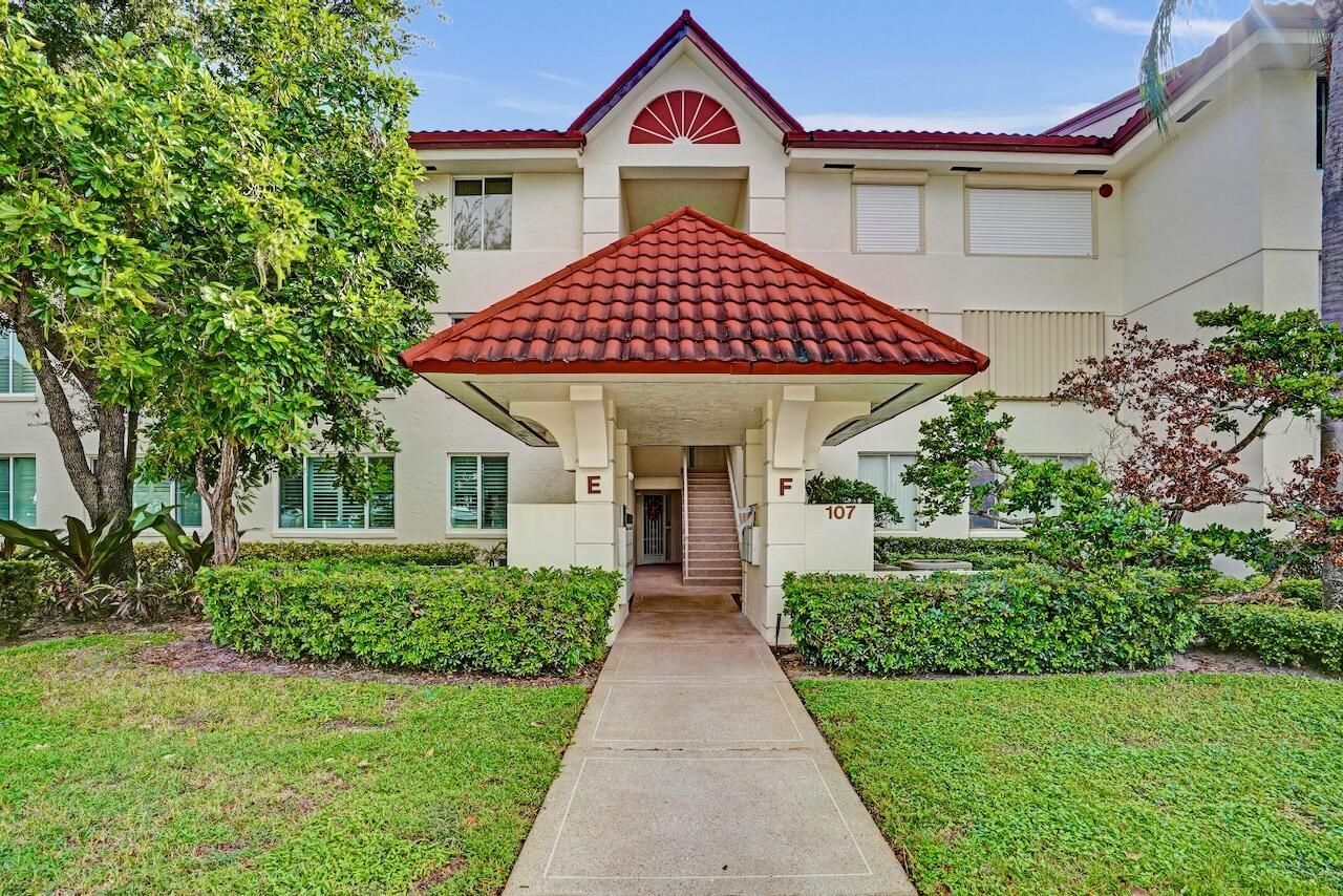 107 Half Moon Circle, Unit H1, Hypoluxo, FL 33462 Photo