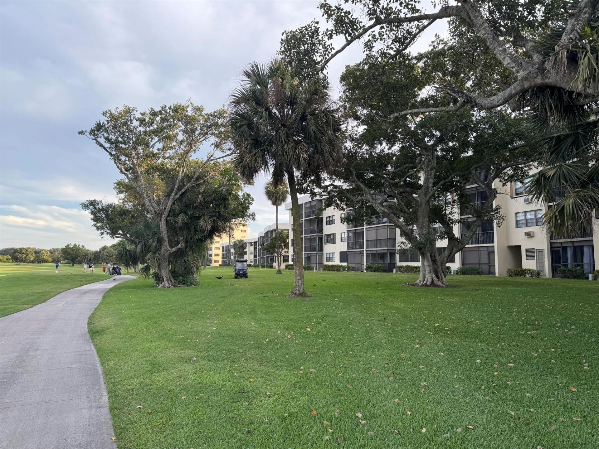 2430 Deer Creek Country Club Boulevard, Unit 407-2, Deerfield Beach, FL 33442 Photo