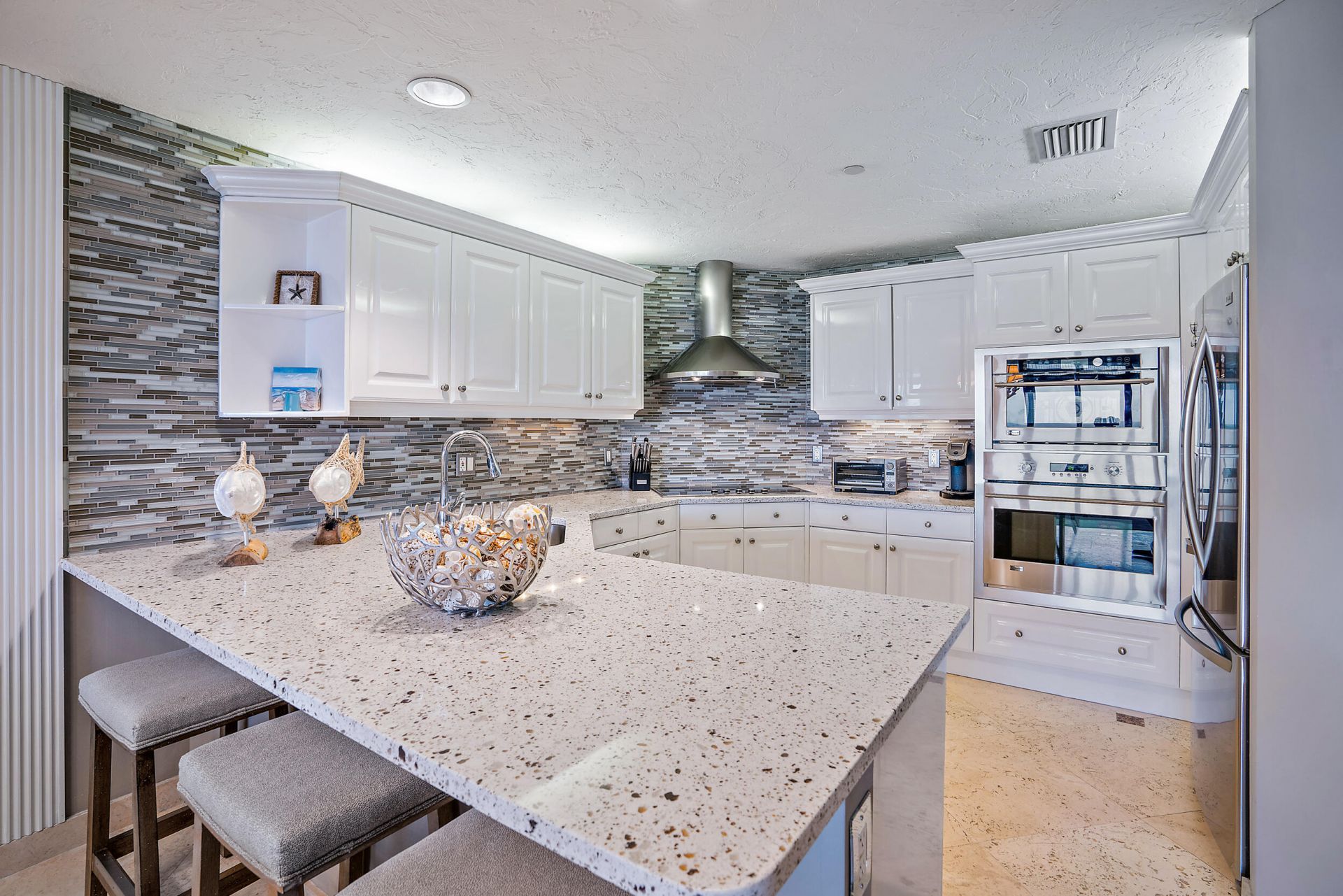 800 Ocean Drive, Unit 203, Juno Beach, FL 33408 Photo
